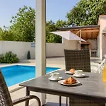 فيلة Beatiful Families Oriented Trusina With Pool Immersed In The Nature Near The Town