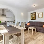 فيلة Beatiful Families Oriented Trusina With Pool Immersed In The Nature Near The Town